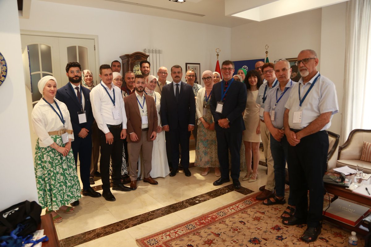 TC_CezayirBE's tweet photo. Türkiye’nin COP31 Dönem Başkanlığı çerçevesindeki önceliklerinin katılımcılarla paylaşıldığı 4 saatlik toplantıda, COP31’den Akdeniz bölgesine yönelik somut çıktılar elde edilmesi mesajı öne çıktı. https://t.co/qJk6isgLLr