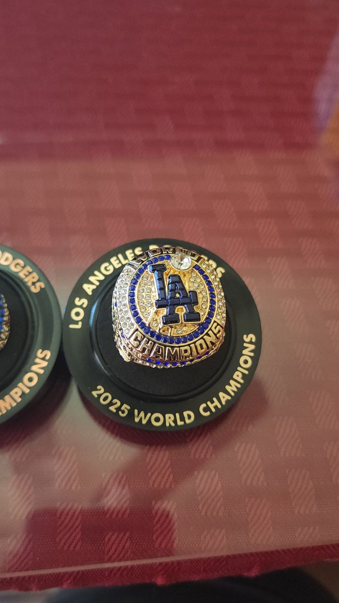 marquesanthony6's tweet photo. All 9 World Series championship rings! Time for a 3 peat ring #10! 💙🤍⚾️💯 #Dodgers #DodgerNation
(3/3) https://t.co/aBuh89upRU
