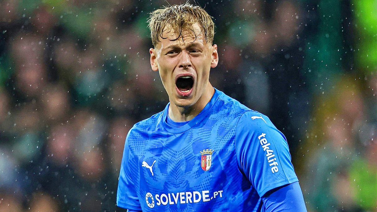 NUFCBlogcouk's tweet photo. 🇨🇿 Strong claims from Portugal tonight that #NUFC will activate Lukáš Horníček's €30m release clause at Braga.

The 24-year-old goalkeeper is thought to keen on a move to St James' Park. https://t.co/nQtfX69duB