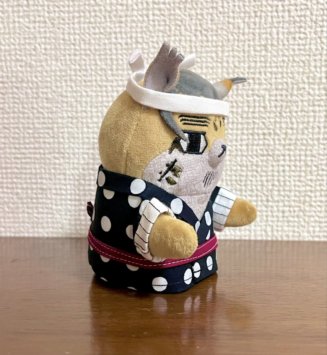 mon_montine's tweet photo. 竿🏮燈まつりのフォゼ用ハッピの進捗

やり出したら止められなくてこんな時間まで…😭💦
まだ胸元のサラシが付いてないけどほぼ完成✨
でも襟と袖がちょっと雑なのよねぇ…
やはり浴衣？着物？のちゃんとしたフォゼ用型紙を作らねば〜🫠 https://t.co/r3dxOTj58e