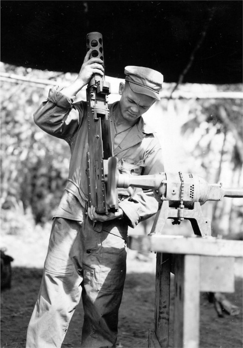 Weapons Daily tweet media