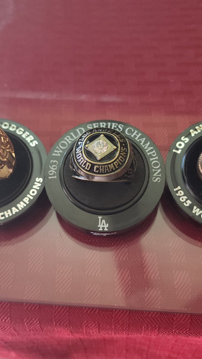 marquesanthony6's tweet photo. All 9 World Series championship rings! Time for a 3 peat ring #10! 💙🤍⚾️💯 #Dodgers #DodgerNation
(1/3) https://t.co/fjmG4COAI7