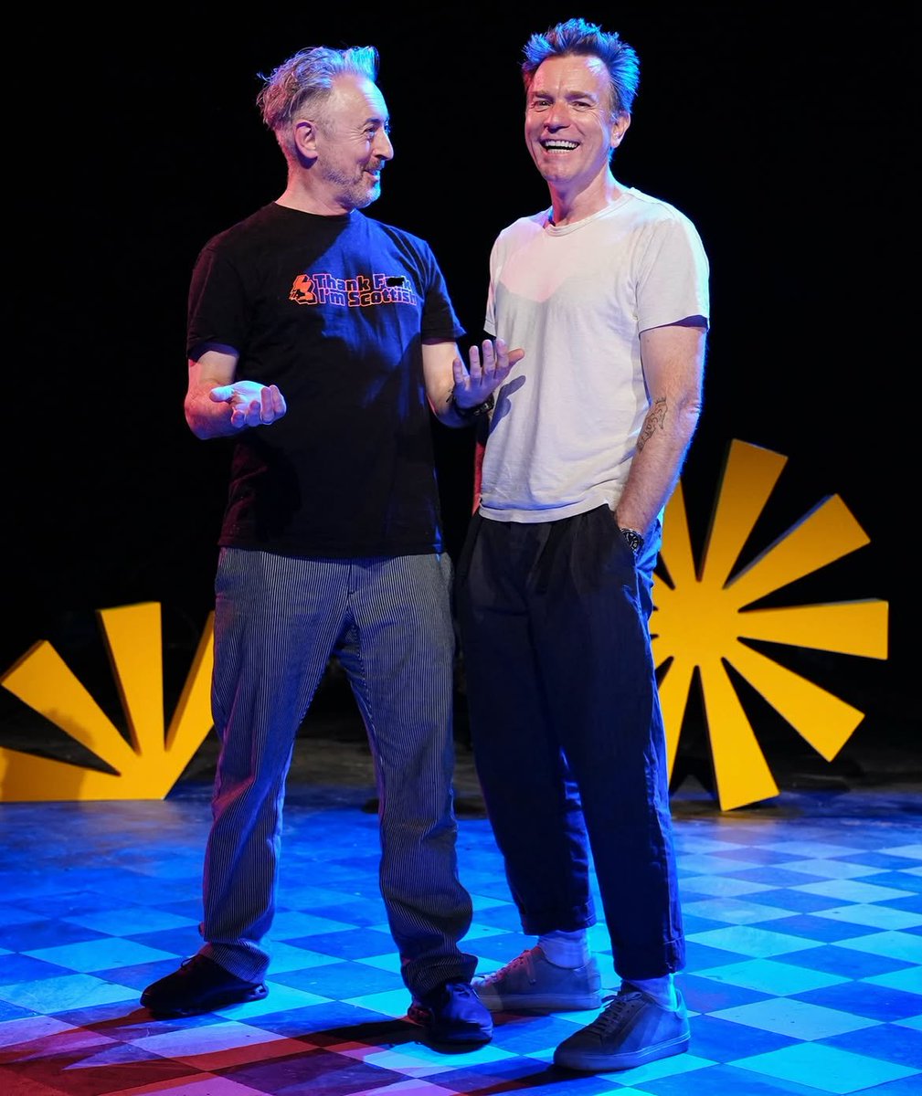 EwanDaily's tweet photo. New photos of Ewan and Alan Cumming from @pitlochryft 😍🤩 https://t.co/hie5xpnztQ