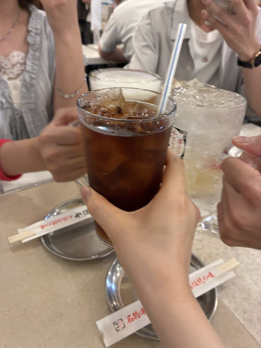 Haru_201719's tweet photo. 初めてのエンカでものすごく緊張してたけど皆本当に素敵な方たちで、今回勇気を出して会ってみて本当に良かったです、！(>_<)
楽しい時間をありがとう♡.*･ﾟ https://t.co/ziZLokdGhp