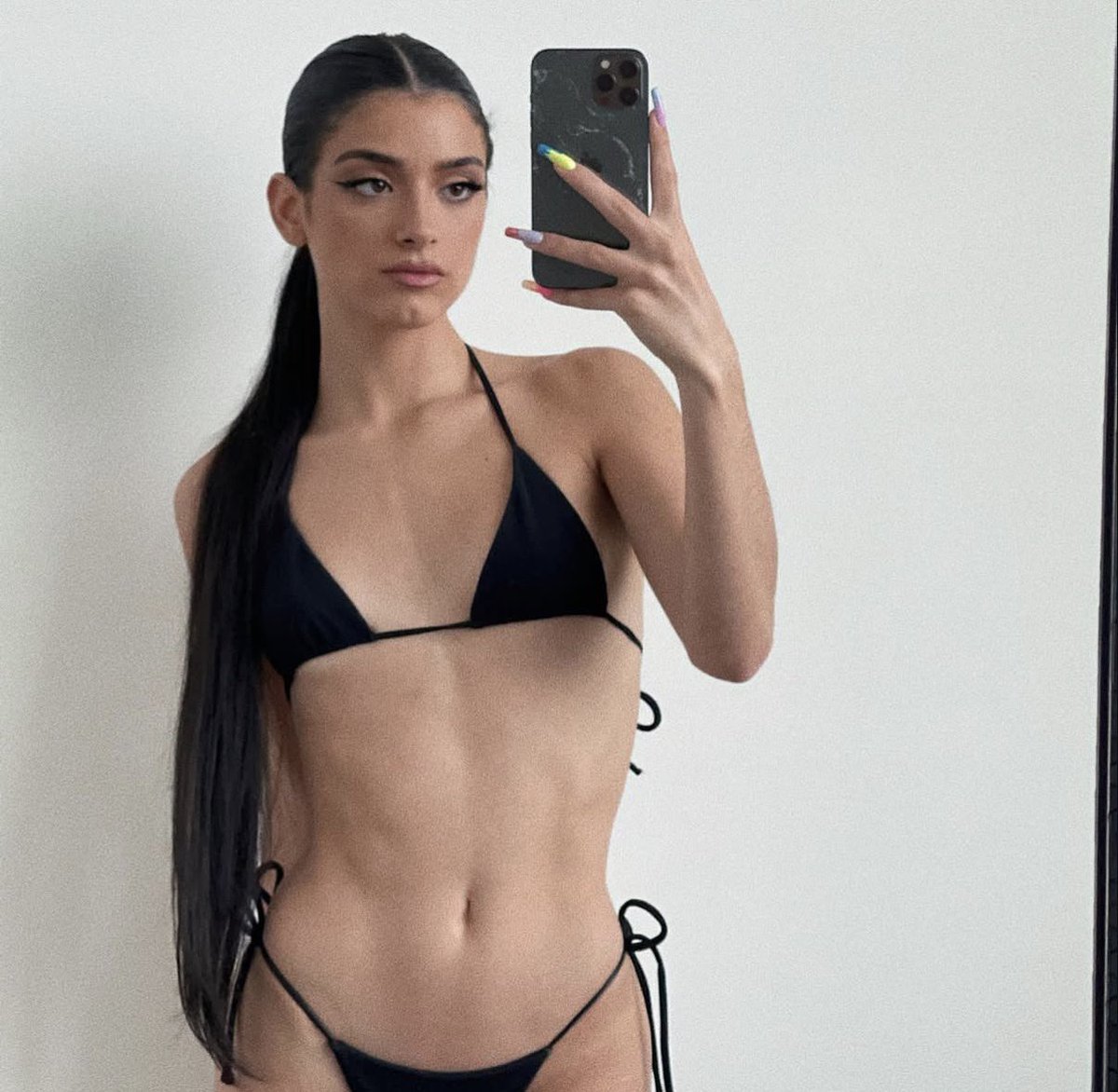 TIKTOKFAG_'s tweet photo. ᅠ

                        Dixie Damelio. 

               He/Him. Small dicked. 🏳️‍⚧️
                    DTF. Nerd. Gamer. 
                 Bisexual. Loser. Virgo. 
                 Cosplayer. TikTok Star.

ᅠ https://t.co/Ao5G1BCA9H