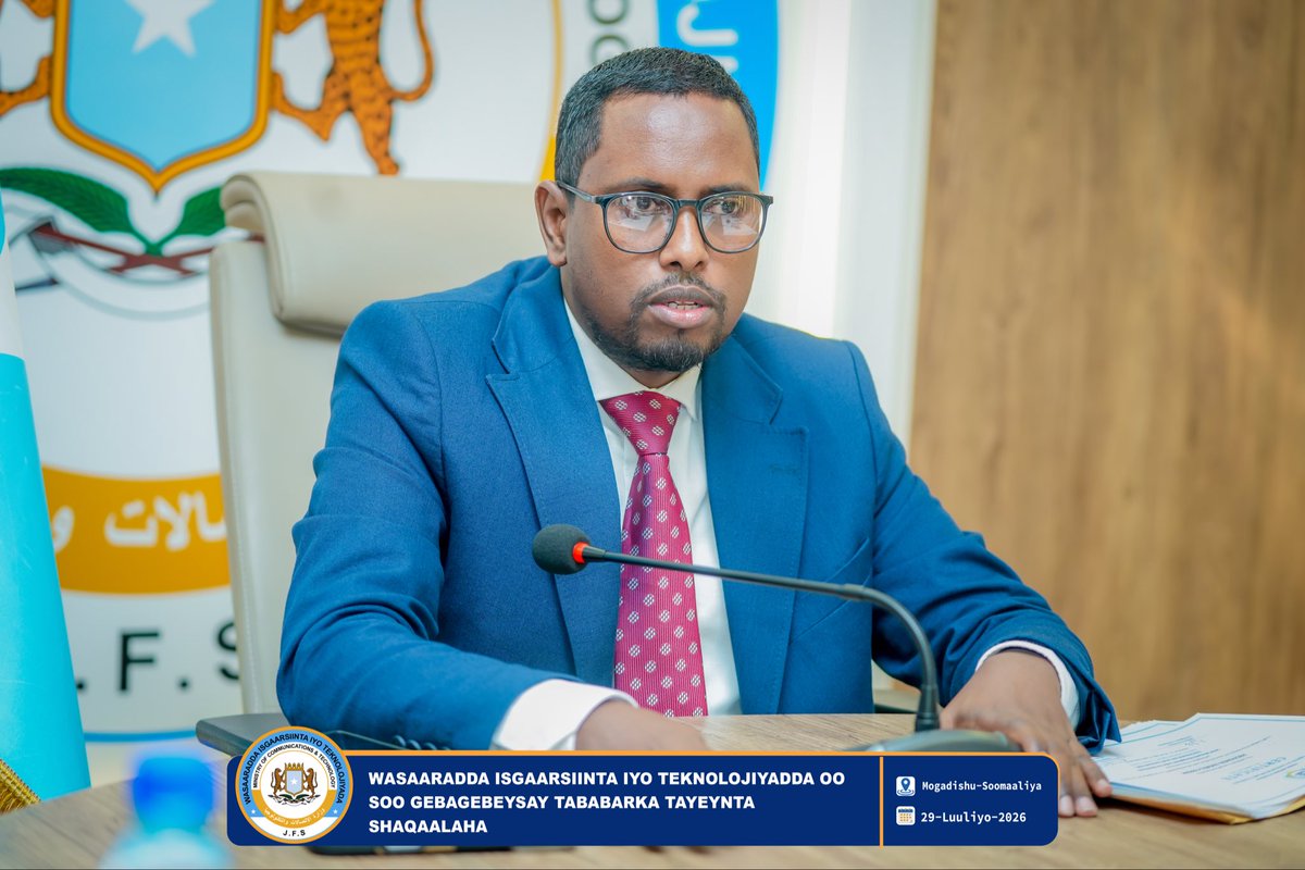 MoCTSomalia's tweet photo. @MoCTSomalia wrapped up a three-day staff learning programme covering environmental and social safeguards, e-waste management, workplace ethics, and GBV prevention. Acting Director General recognized participants’ achievements and awarded certificates at the close.@EARDIP_ https://t.co/FFjIjMIAdU