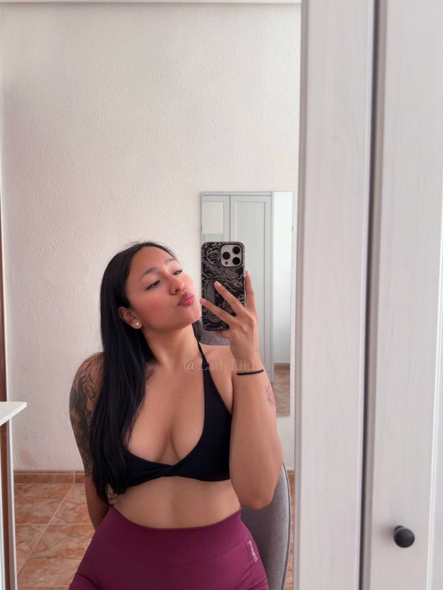 GoddessLit68117's tweet photo. No me das pena, sino risa. Porque cada vez que dices "esta será la última vez que entro a su perfil", acabas aquí otra vez. 

Es casi tierno ver a alguien intentando luchar contra una obsesión que ya perdió hace tiempo jeje 👣🩷

findom femdom finsub missmoney cuckold soumis pies https://t.co/gezYTfG6na