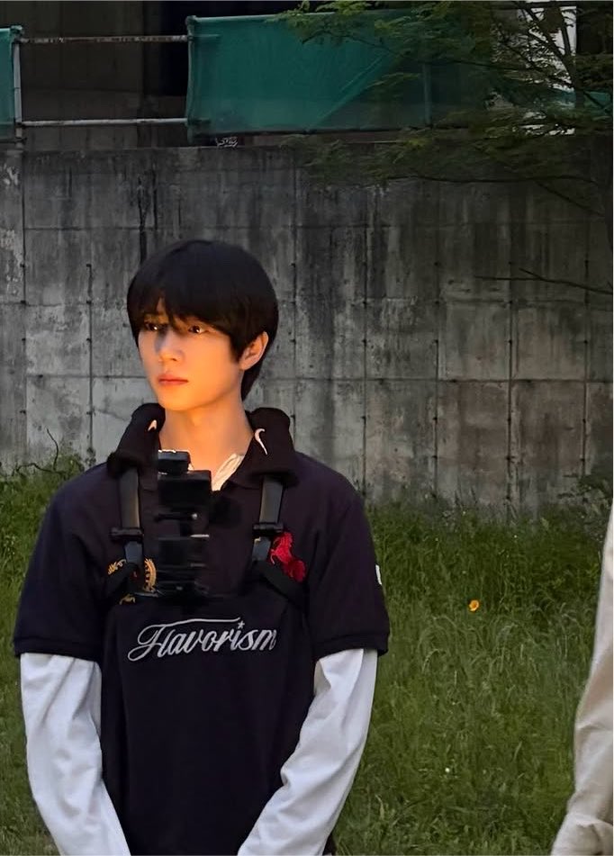 _liuvo3's tweet photo. 내새꾸 왜이리 잘생겼어 https://t.co/1o2Y9DJpap