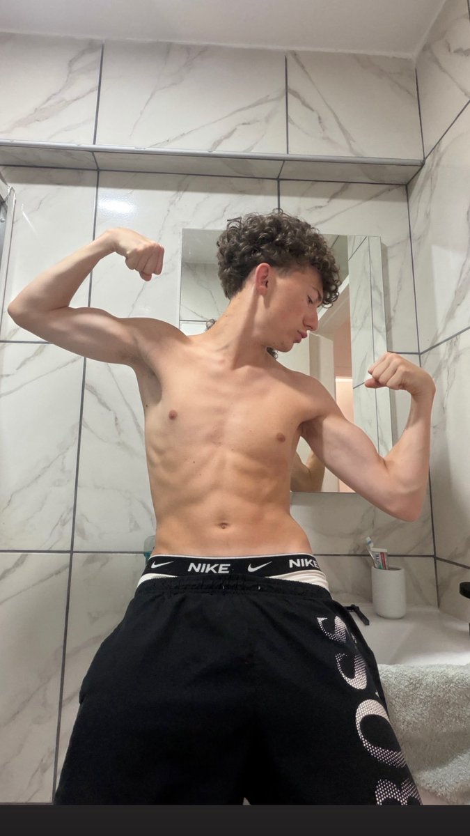 Brownbait4g27's tweet photo. Bait request available 🥵💦
Bait groups all available
Files are available at a sweet rate 🙂‍↔️🔥
#str8bait #baited #straight #straightbait #baitedboys #str8baited #straightbaited #baitboy #baitrequest #baits #gaystraight #gay https://t.co/ktPJdp49JG