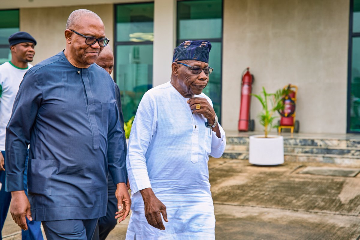 NigeriaNDCHQ's tweet photo. The presidential candidate of our great party, the NDC, His Excellency Peter Obi, CON, earlier today paid a courtesy visit to the former Nigerian president, His Excellency Chief Olusegun Obasanjo, GCFR. https://t.co/H52J618fan