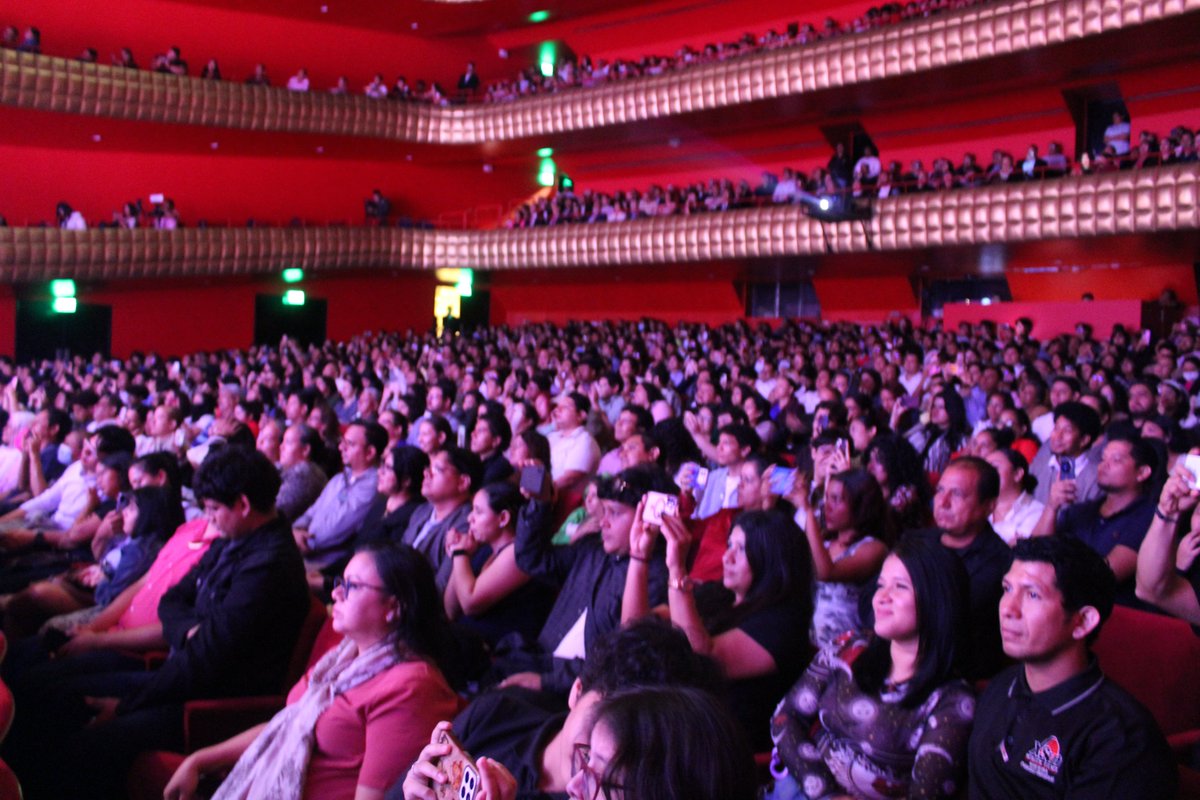 EmbJapoNica's tweet photo. Agradecemos de todo corazón a quienes se acercaron hasta el teatro y a todas las personas que siguen mostrando interés por nuestras actividades y la cultura japonesa❤️🇯🇵🥰 https://t.co/00kJxIY7pj