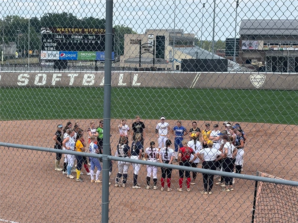 KShockley10's tweet photo. What a great experience I had at Western Michigan Elite Prospect Camp! They taught me so many new drills, especially in the catching department. Scrimmaging was laid out super well, was able to get lots of reps in! Thank you Coach Wilson for the invite and the great experience. https://t.co/pWqCxOqHhL