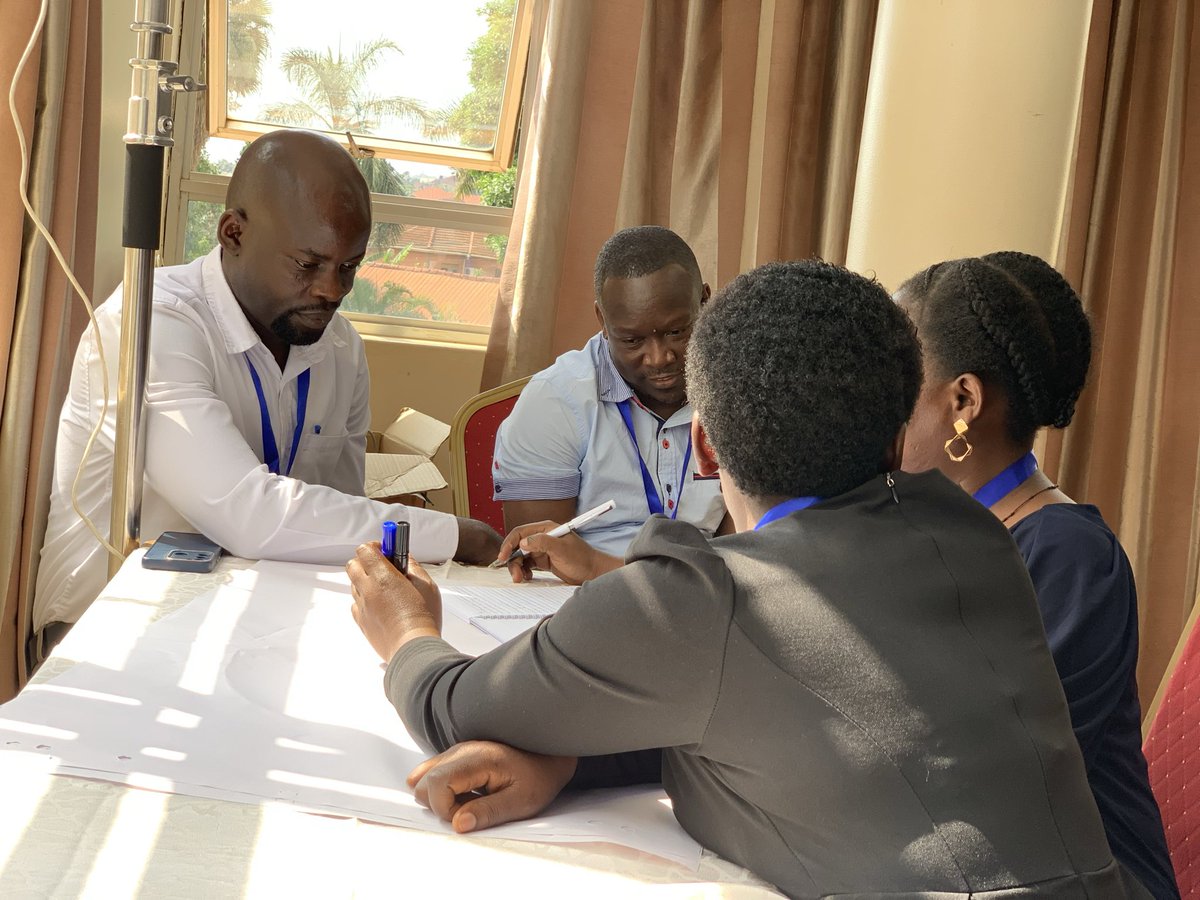 IMChallengeug's tweet photo. How do we prepare the next generation of journalists for an AI-powered world?

Our #MCIAIMediaLab workshop gave the journalism educators an opportunity to dive into the Ubuntu AI Ethics Code, exchanging ideas on ethical AI, storytelling, and the future of journalism education. https://t.co/adpJoROCvF