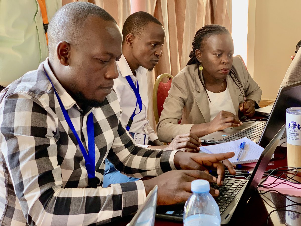 IMChallengeug's tweet photo. How do we prepare the next generation of journalists for an AI-powered world?

Our #MCIAIMediaLab workshop gave the journalism educators an opportunity to dive into the Ubuntu AI Ethics Code, exchanging ideas on ethical AI, storytelling, and the future of journalism education. https://t.co/adpJoROCvF