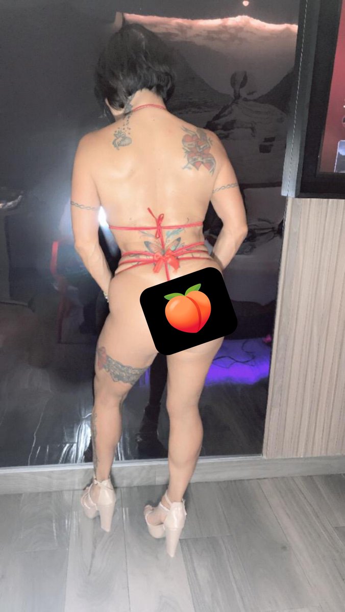 VgRey50's tweet photo. Nuevas sesiones nuevos contenidos!😈🤤🔥🥵😋 No te los puedes perder en unos minutos más publicación completa y original no te quedes fuera solo en #onlyfans dejó enlace 👉https://t.co/Pz48D4ZInz #onlyfanspromo #onlyfansmrxicana #onlyfanscreadora #only18 #sexygirl #hoteleshot 💌 https://t.co/aytqpYa6XD