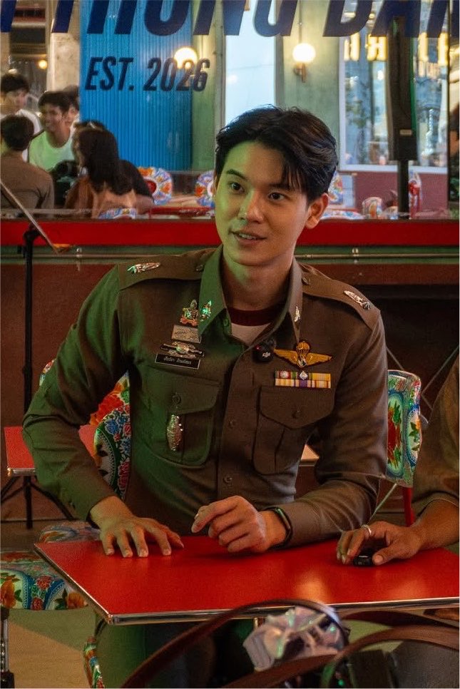 myywor's tweet photo. ฮีเป็นสารวัตรจริง หล่อมากด้วย ㅠㅠ ซร ออนจั๊นจะมีชีวิตอยู่ยังไง 

#yinyin_anw #หยิ่นวอร์ https://t.co/GoQHz9iAD8