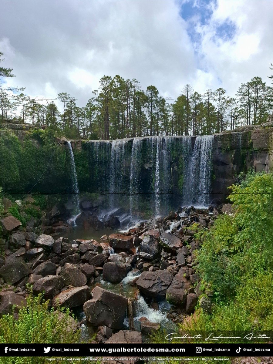 wal_ledezma's tweet photo. Cascada Mexiquillo https://t.co/mKkfahStq9