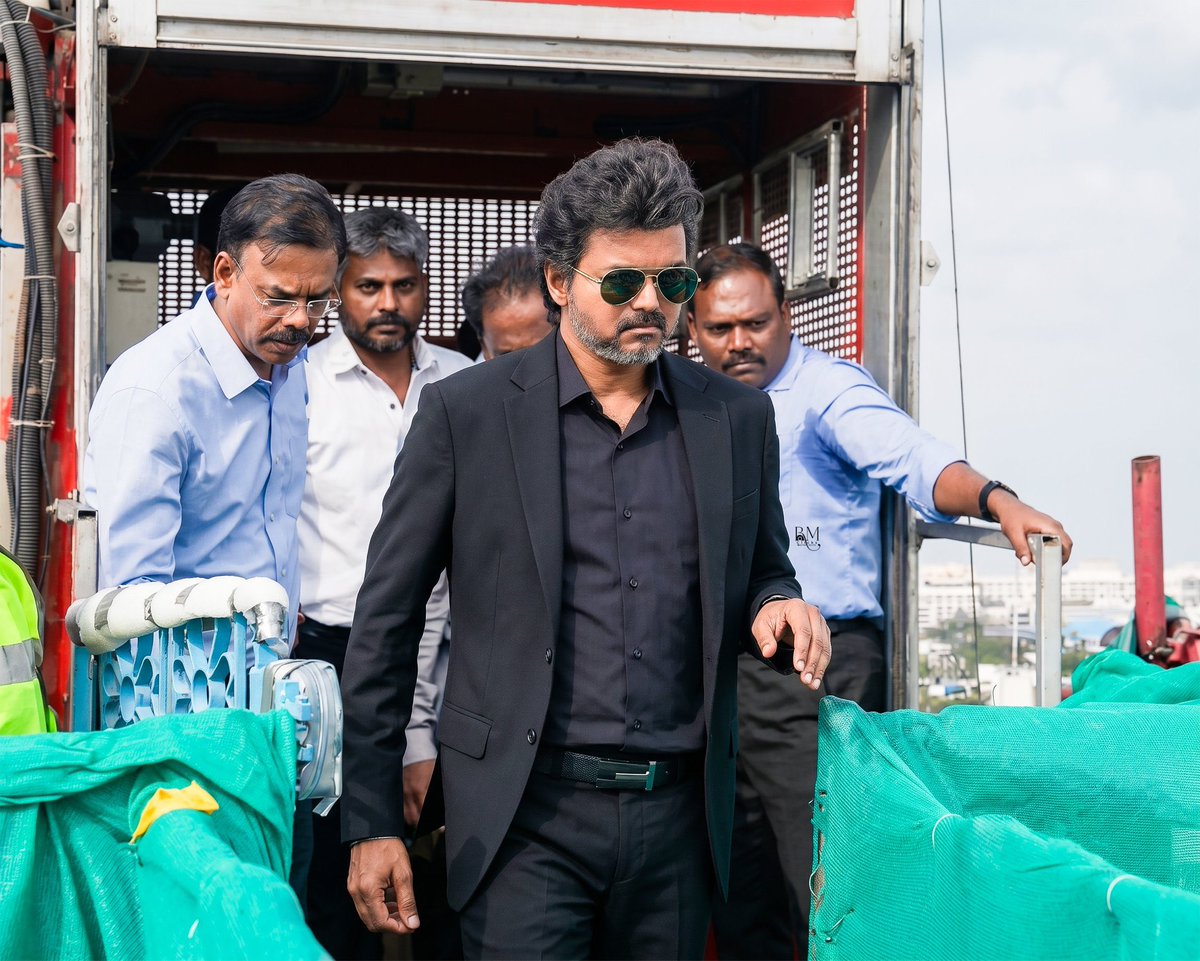 thalapathyVFC's tweet photo. Exclusive Stills 📸| @CMOTamilnadu 🖤

#CMJosephVijay‌ #CMVijay‌ #TVKVijay‌ https://t.co/cJFeITa637