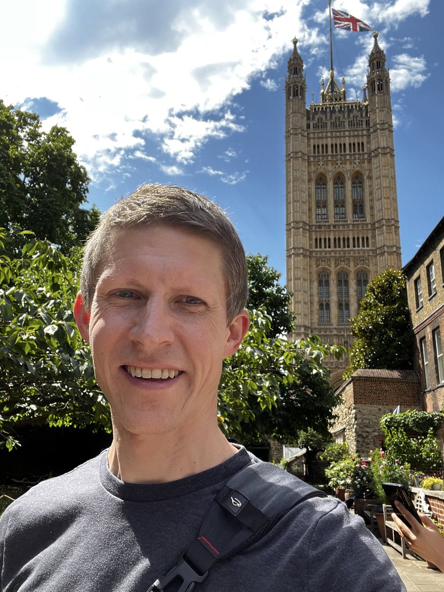 AndrewGcomposer's tweet photo. London was amazing! Even made it to Brighton to hang with composer Marcus Hedges  #Gamecomposer #gameaudio #composer #gamedev #London #finalspace #BookTour #olanrodgers https://t.co/cIvYIQpy8G
