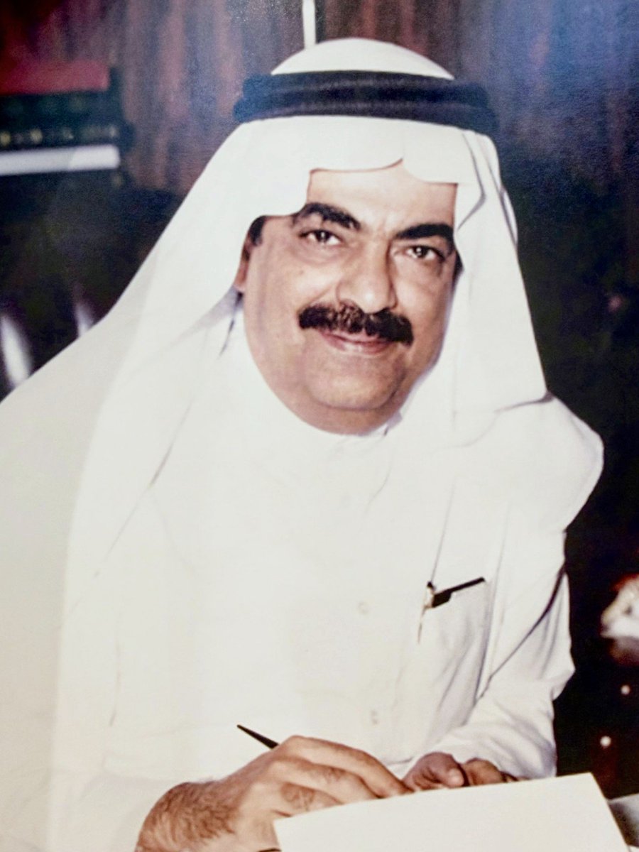 BandarKAlfaisal's tweet photo. بقلوب مؤمنة بقضاء الله وقدره، أعبّر عن بالغ الحزن والأسى لوفاة معالي الدكتور بكر بن عبدالله بن بكر -رحمه الله-.

كان الفقيد قامة وطنية ورمزًا في بناء الإنسان، قاد جامعة الملك فهد للبترول والمعادن فكان من أبرز المساهمين في تأسيس هذا الصرح الذي تخرج منه كبار القياديين، وكان أبًا لجميع طلبة الجامعة، كما حظيتُ شخصيًّا بمعاملته الأبوية الكريمة التي تجسد نبله وإخلاصه.

وأتقدم بخالص العزاء لجميع أبنائه وبناته وأسرته الكريمة، سائلًا الله أن يتغمده بواسع رحمته ويسكنه فسيح جناته.

وإنا لله وإنا إليه راجعون.