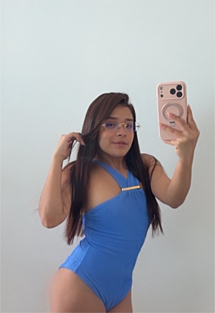 estrellitagsty's tweet photo. #OaxacaDeJuárez tomando solecito🌞🥵
#colombiana #petite #activa #oaxaca https://t.co/rnqOGPVSKe
