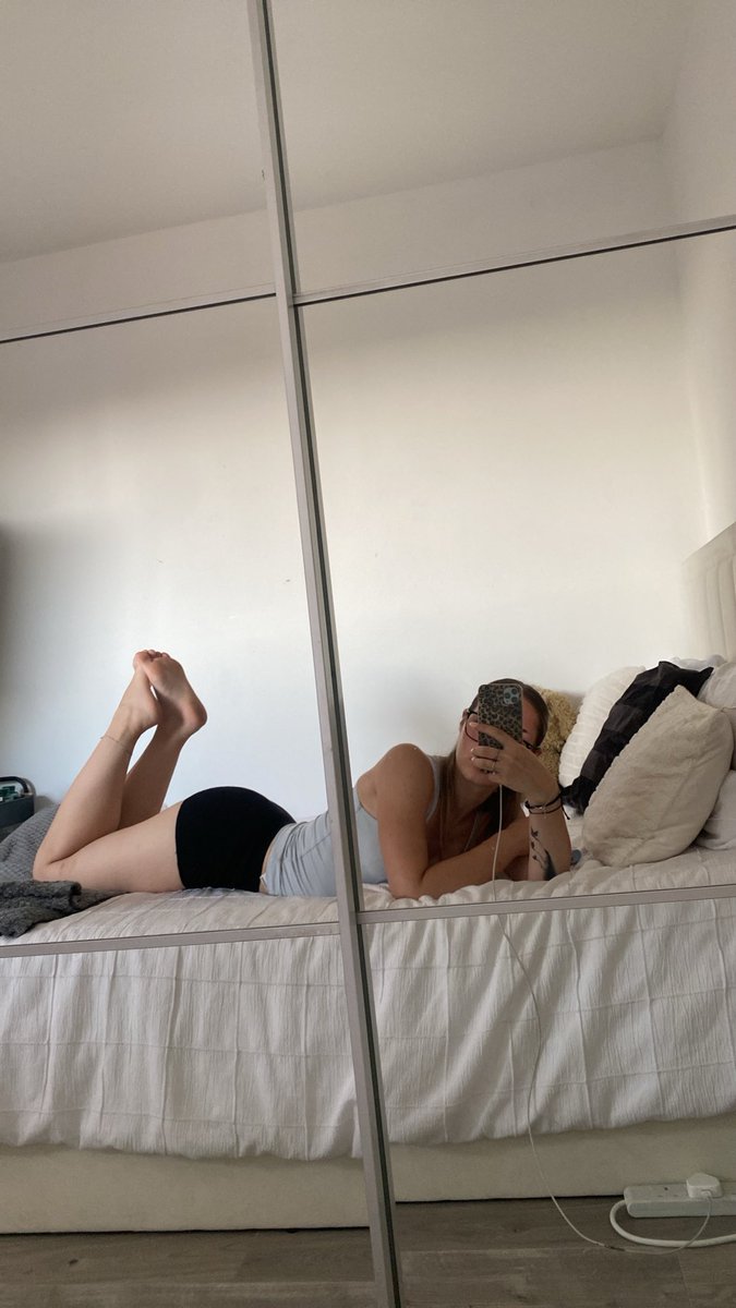 simping4skaiste's tweet photo. perfection head to toe
#fetish #findomuk pig slut findom uk #financialdrain oink wallet nsfw #findomuk #paypig https://t.co/p9m0gEsG1w
