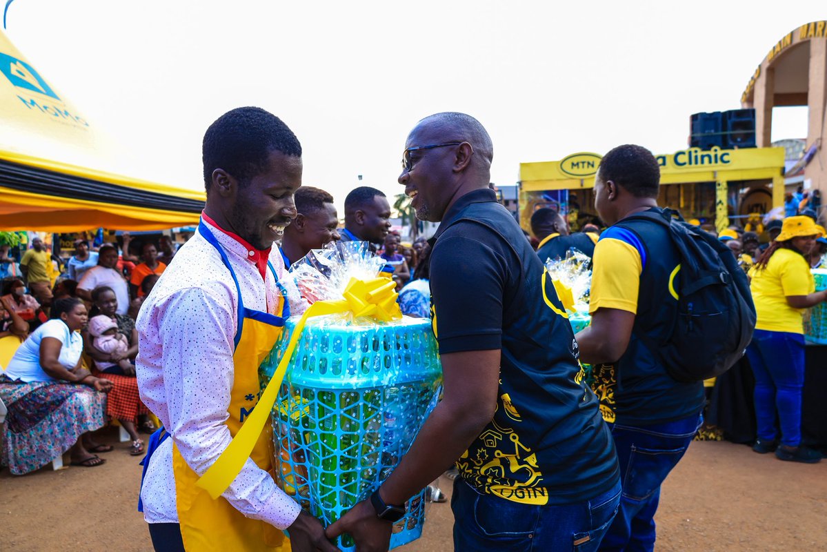 mtnug's tweet photo. Every thriving market is built on people who show up every single day. 

Today at Gulu Main Market, we celebrated and rewarded outstanding merchants whose hard work, resilience, and commitment keep businesses growing and communities moving.

This is our way of saying: we see you, we value you, and we thank you.

#YelloFest | #FreeYoVibe