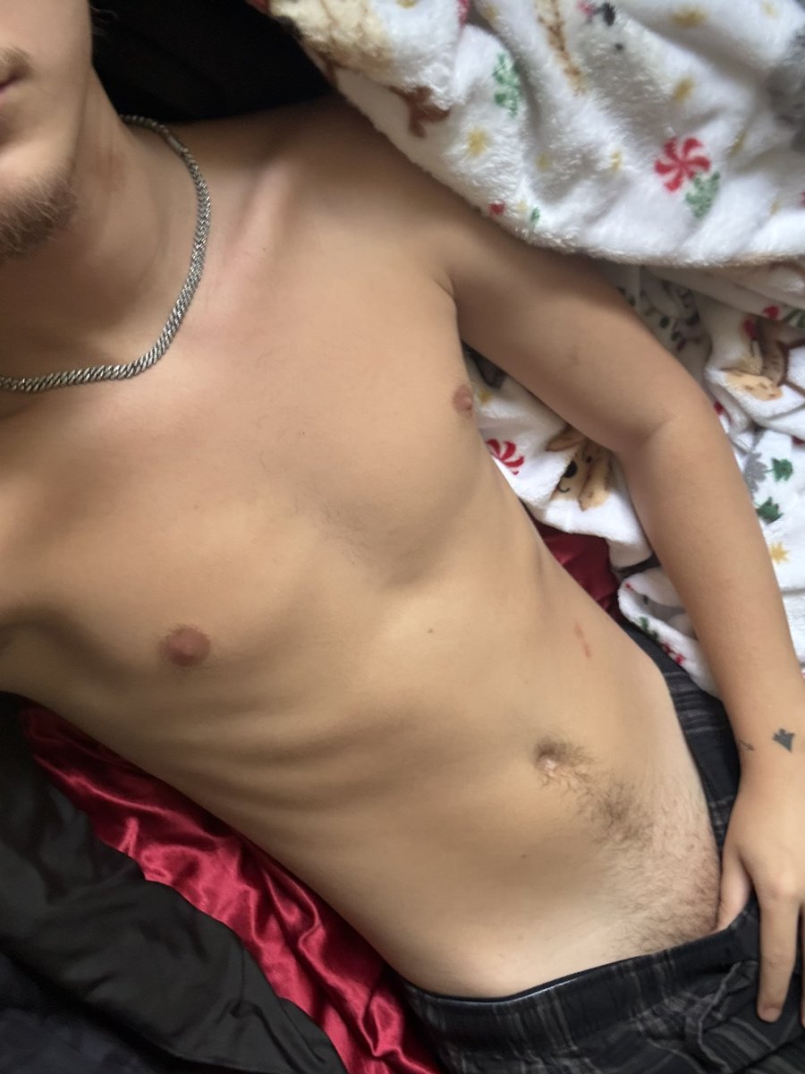 theyluvlil33's tweet photo. Laying in bed. Been taking lots of more pictures in case someone wants them, but y’all don’t love me like that.🤭😫 https://t.co/Luu4zxomyJ