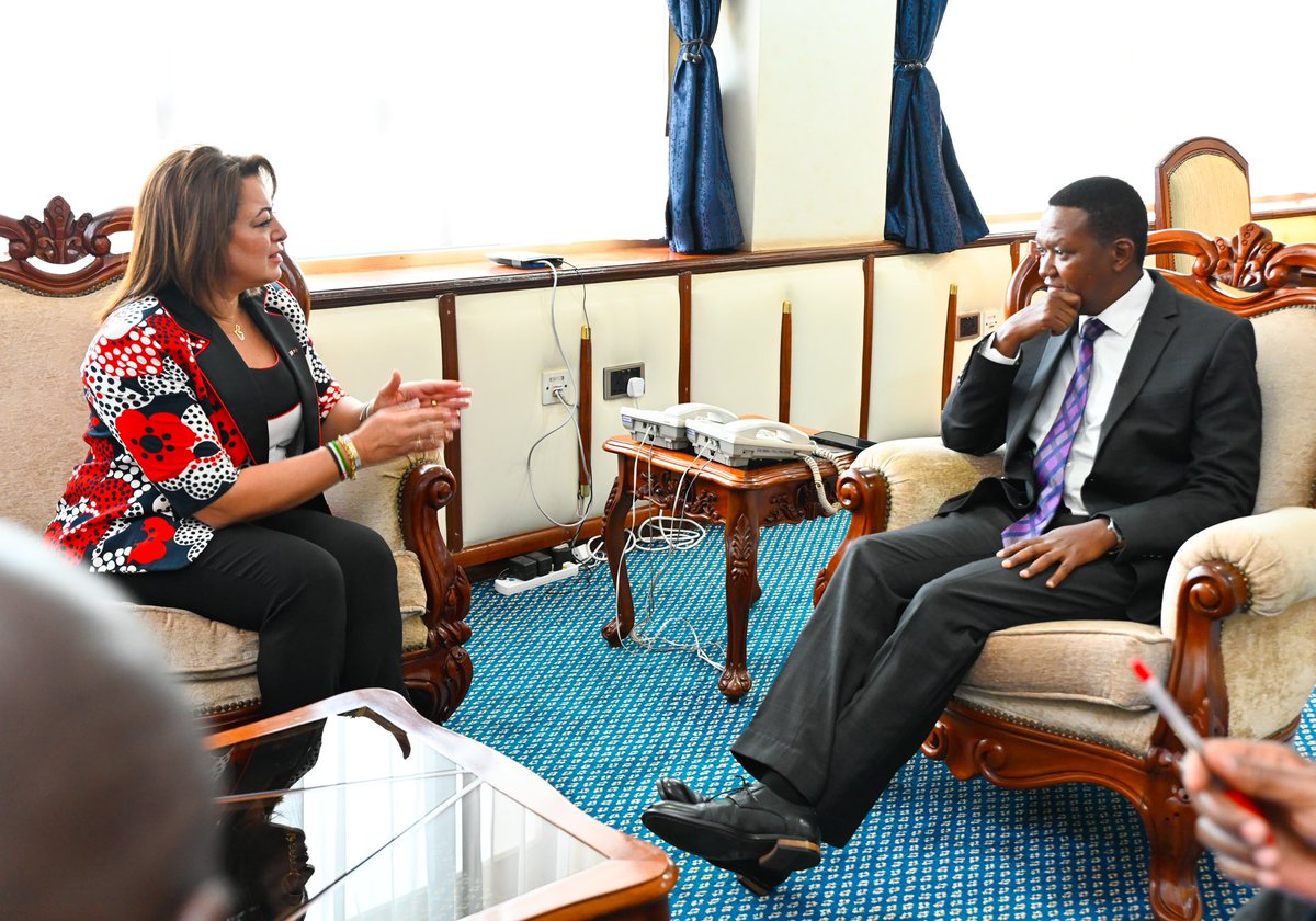 DrAlfredMutua's tweet photo. 𝐒𝐓𝐑𝐄𝐍𝐆𝐓𝐇𝐄𝐍𝐈𝐍𝐆 𝐊𝐄𝐍𝐘𝐀–𝐉𝐎𝐑𝐃𝐀𝐍 𝐋𝐀𝐁𝐎𝐔𝐑 𝐂𝐎𝐎𝐏𝐄𝐑𝐀𝐓𝐈𝐎𝐍

I was pleased to receive a courtesy call from the Ambassador of @JoEmbassyKenya to Kenya H.E. Rulan Samara for discussions on enhancing labour cooperation between our two countries.

Our discussions focused on expanding employment opportunities for Kenyans in the agriculture, hospitality and domestic work sectors, while strengthening labour agreements to promote safe, fair and well-regulated labour migration.

We also explored opportunities for skills development in high-demand fields such as Information Technology (IT), engineering and cybersecurity to better prepare Kenyans for the global job market.

I was joined by the Labour Commissioner, Ms. Hellen Apiyo, the Secretary for Labour Migration, Mr. Joel Mwanzia, and the Assistant Director for Labour Migration, Ms. Alice Chonga. We remain committed to creating more overseas employment opportunities while safeguarding the welfare of Kenyan workers.

Mbele iko sawa