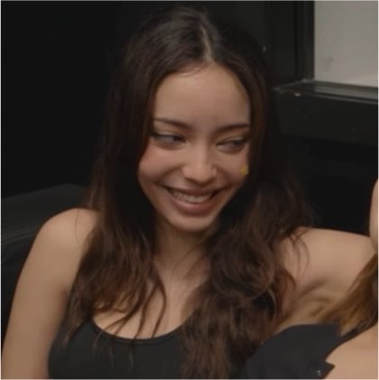 girlcityyy's tweet photo. happymila https://t.co/9GhonVwB8N