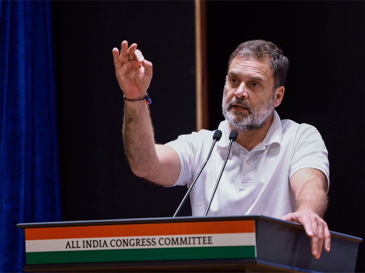 aavishhkar's tweet photo. Politics aside, #RahulGandhi has pulled off one of the biggest image turnarounds in Indian politics. The narrative around him has shifted significantly, with Gen Z in particular viewing him far more positively now. https://t.co/R3Tpq99aY1