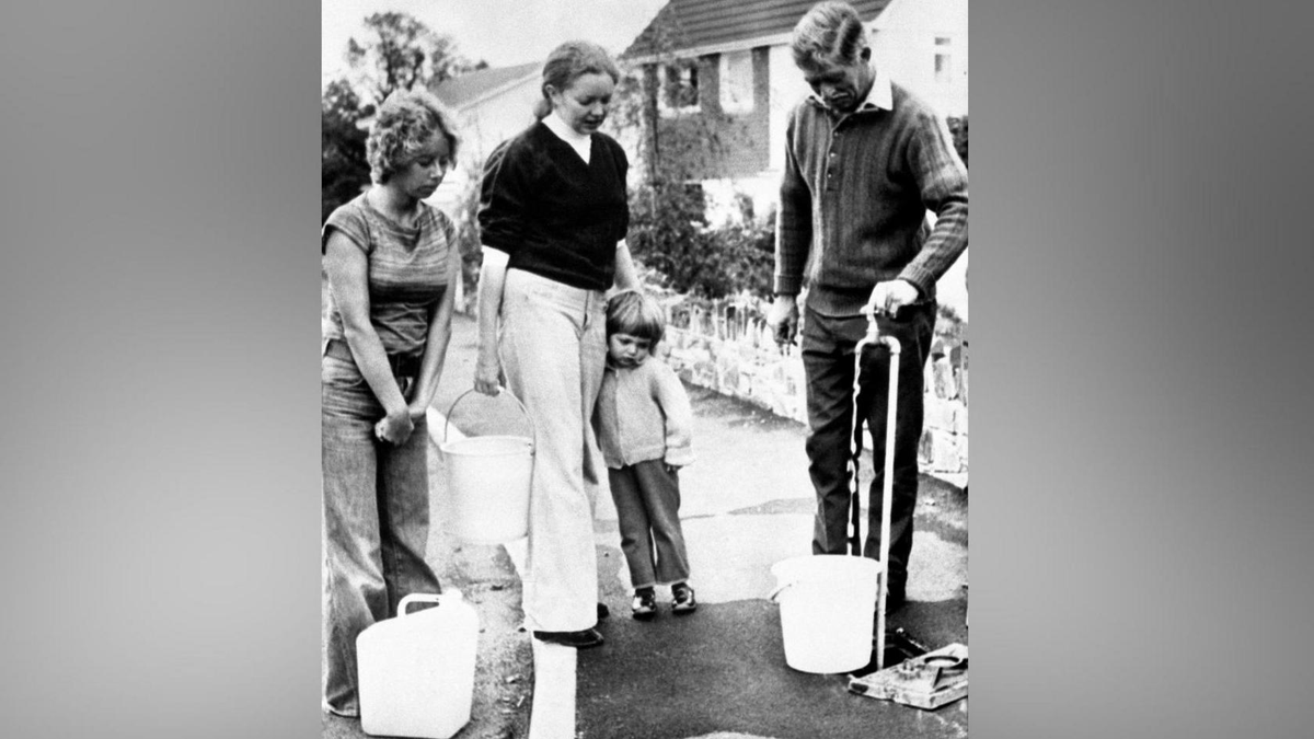 WeasleWords's tweet photo. As the UK moves into drought, prepare yourselves for the #ClimateScam fear porn.
The Summer of 1976, was difficult, but a great summer. https://t.co/rJ0d1yXj7w