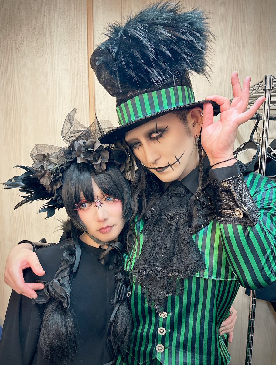 KUROMITSU_SAM's tweet photo. We love Andy🖤
久しぶりに逢えて嬉😳 https://t.co/svCAg5QWpr