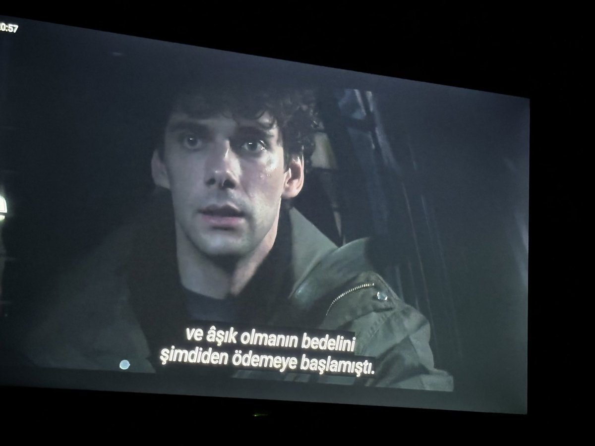 dilan_esraa's tweet photo. Bazen tek bir cümle her şeyi özetler... ✨💬 https://t.co/Cal9jXuL2q
