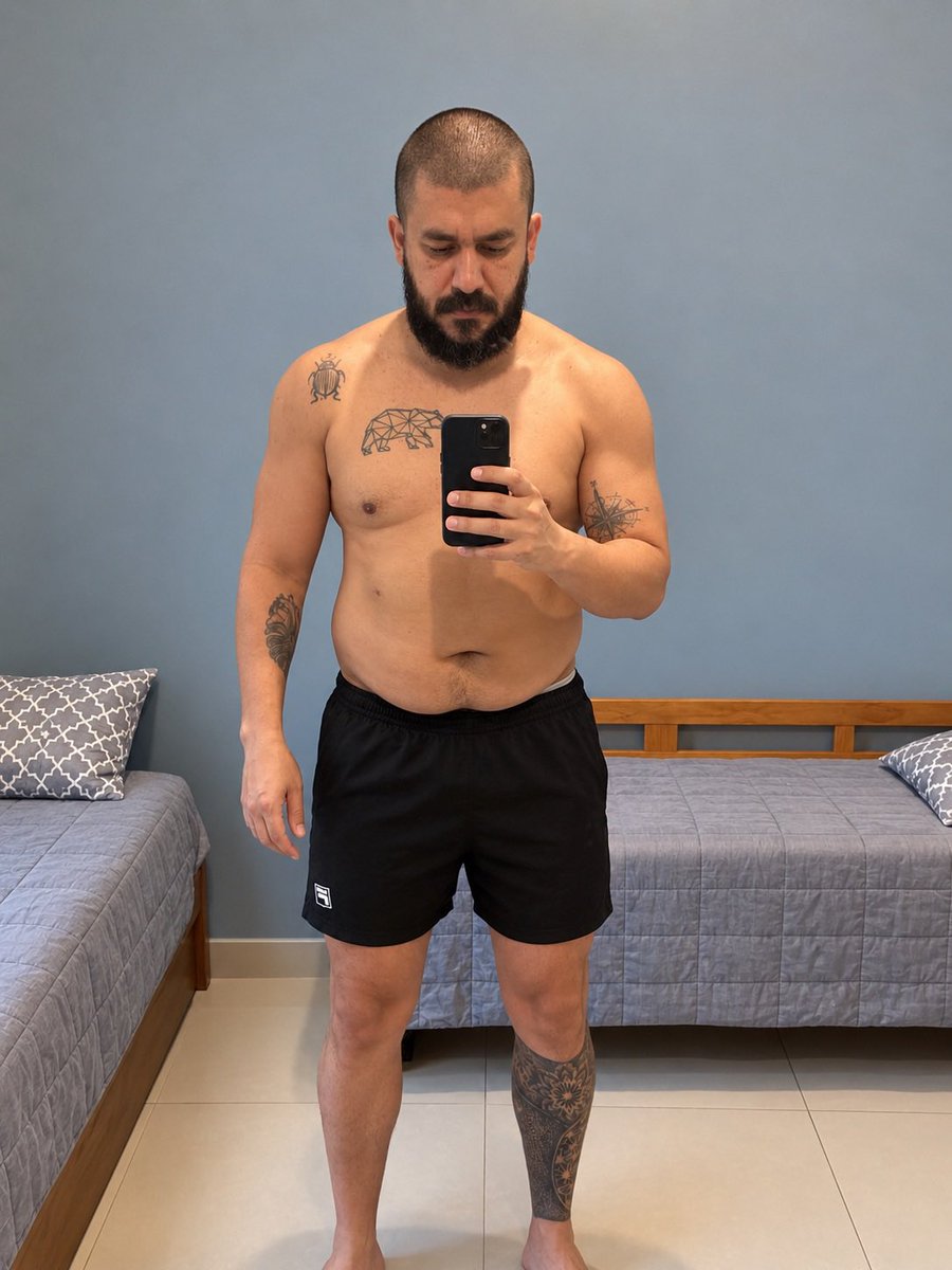 benedito_bh's tweet photo. Só arrumei as camas com a ajuda da IA! O resto é original. Corpo de pai segue na manutenção. https://t.co/8KxCNzmR8E