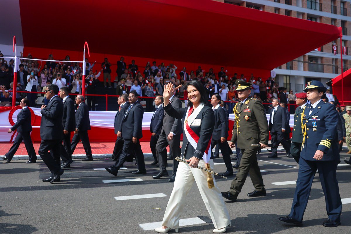 marita_molina4's tweet photo. Optimismo y esperanza. ¡Qué tal diferencia con lo que vivimos el 2021!
 #PERÚ🇵🇪 https://t.co/bKBJ9iDfIV