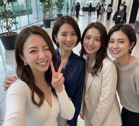 Depic18's tweet photo. 4人で対戦したいって言ったらどうします？  
30代となんて誰もしませんよね...笑

＊ちなみに私は一番左の37歳です https://t.co/U1HESMJIEE