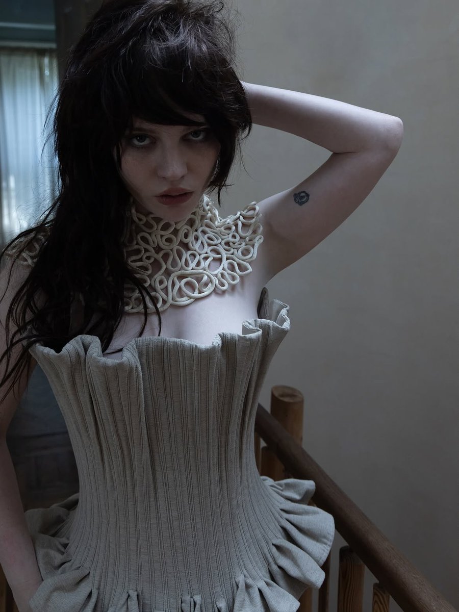 castcredits's tweet photo. Sophie Thatcher for Plico Magazine https://t.co/XMouUvkNIM
