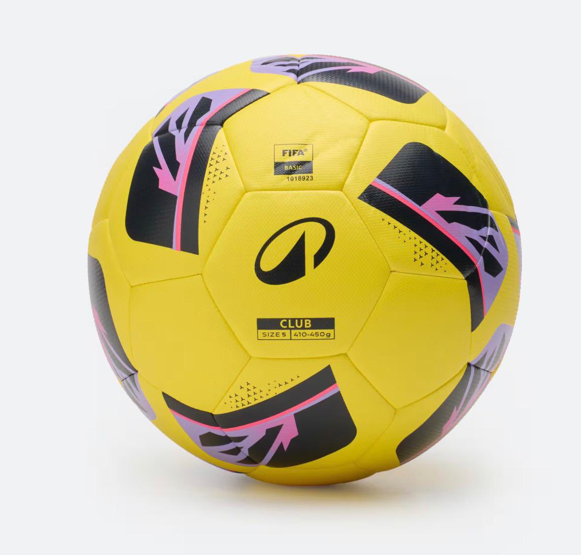 Tomisin_Alasiri's tweet photo. Added these two quality KIPSTA BALLS to what I sell in the Nigerian market. 

White and Blue ball- N60,000

Yellow ball- N45,000

White and black (quoted tweet)- N40,000

All different qualities but all very very good! 

SEND A DM! https://t.co/524wYABYAU