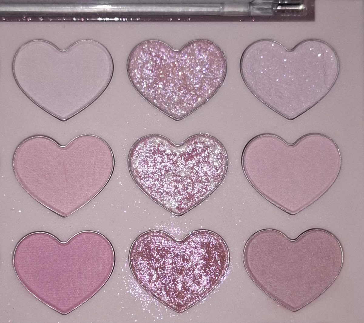 pinksugaryheart's tweet photo. heart shaped eyeshadows 🩷 https://t.co/iAzycuneGd