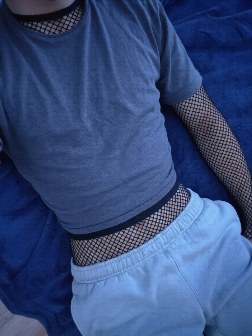 FemBoiFluff's tweet photo. Be honest, do you guys fw the fit or nah😭
#femboy #twink https://t.co/YkfLfKYNfR