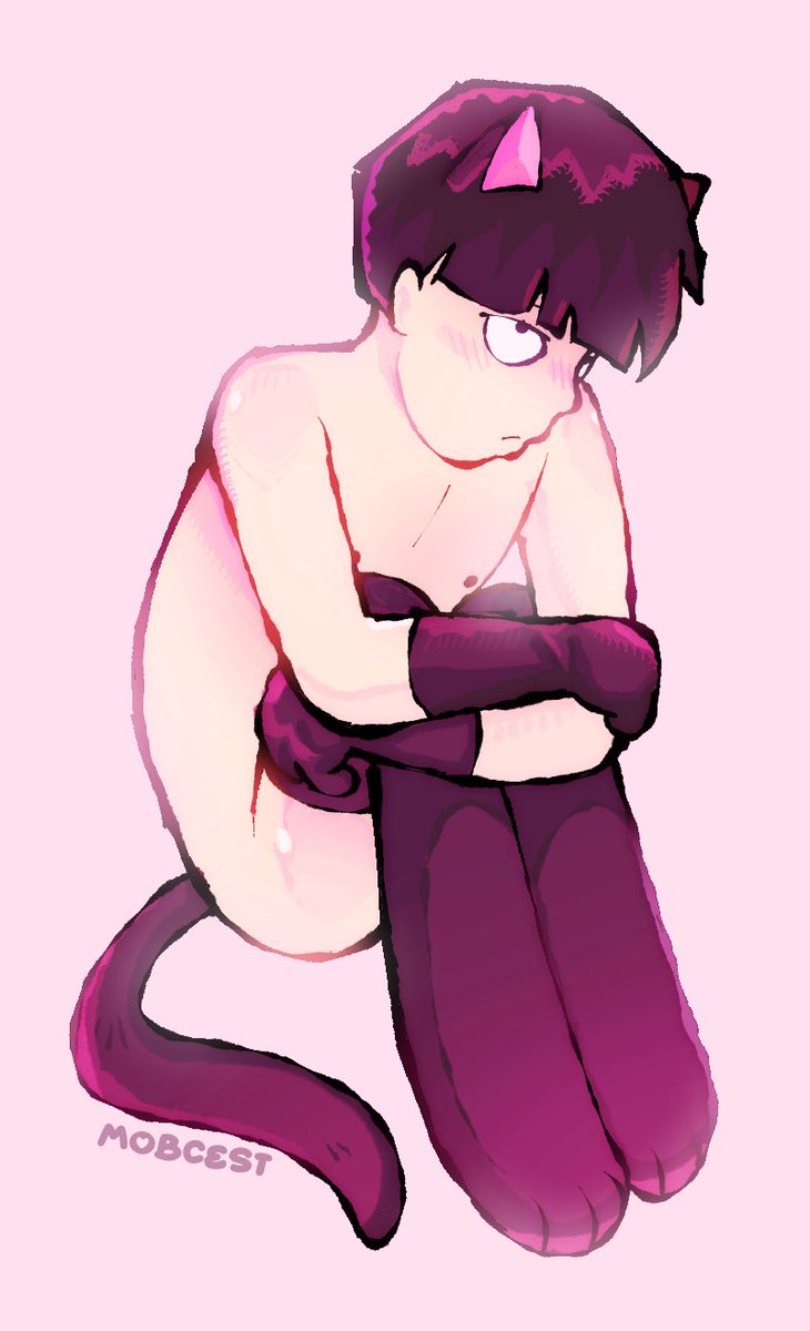 mobcest's tweet photo. mob kitty https://t.co/Pquo9SMtN9