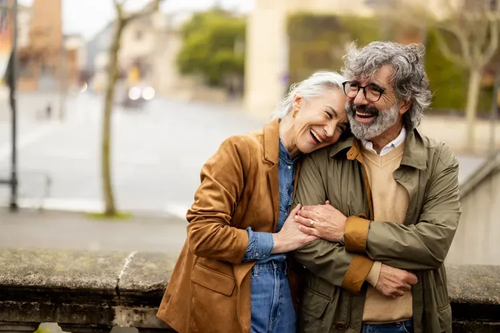 RGroupFinancial's tweet photo. Most Americans are claiming Social Security before their full retirement age, and proposals to raise that age past 67 would deepen the cut for everyone who does. https://t.co/Dj0xQWmzkw https://t.co/FsMzvN2LZn