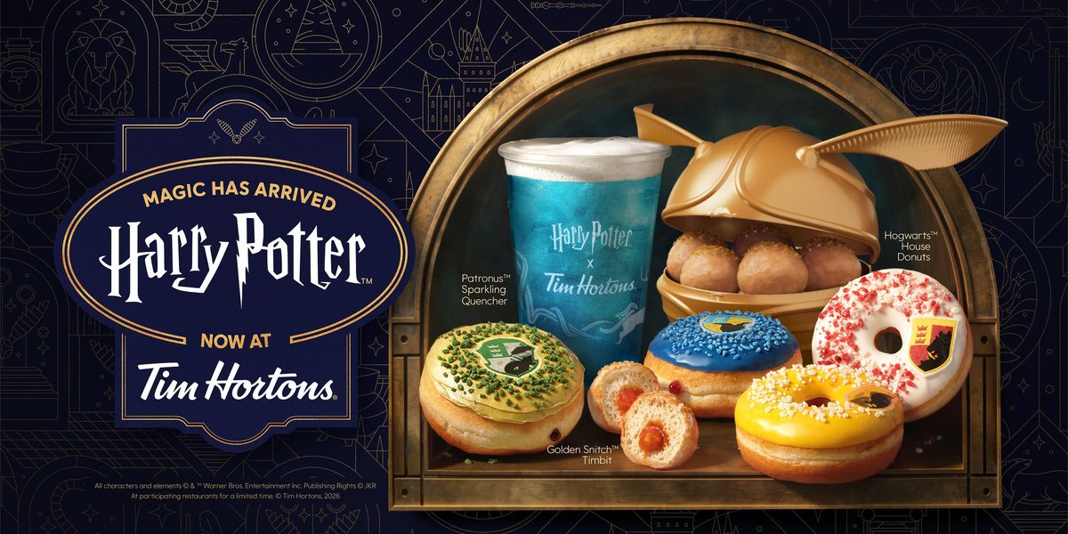 osusume_canada's tweet photo. #TimHortons が #ハリーポッター と8/12~コラボを発表！🎉

🍩 ホグワーツ4寮のモチーフドーナツ
🏆 金のSnitch Timbits＆限定ホルダー
🔮 守護霊が浮かび上がる温度変��カップ
✈️ ロンドン旅行が当たるキャンペーン

ハリポタトリビアナイトも開催予定です！

#カナダ #バンクーバー #留学 #ハリポタ https://t.co/23ihxbs13C