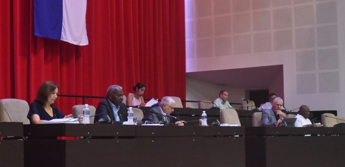 AsambleaCuba's tweet photo. El Séptimo Período Ordinario de Sesiones de la Asamblea Nacional del Poder Popular, en su X Legislatura, se desarrollará a partir de este 29 de julio de 2026, desde el Palacio de Convenciones de La Habana. https://t.co/nwxdleyRs0