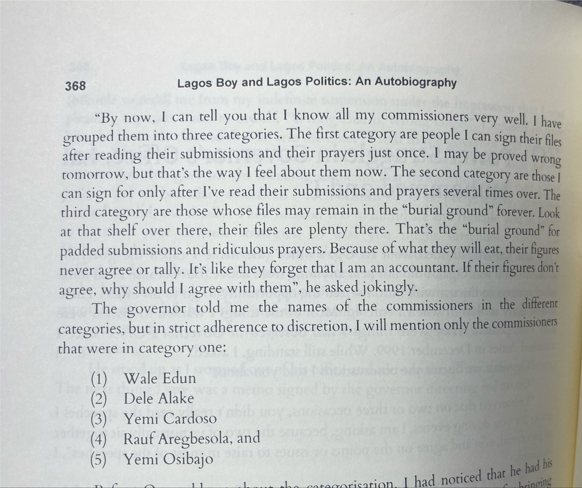 toluogunlesi's tweet photo. I went to do my regular session at @Rovingheights to see what new books are out, and I found this interesting memoir by Dapo Thomas, journalist and former SA to Governor BAT in Lagos.

Author says that as Gov of Lagos, BAT had 3 categories of commissioners, based on how he treated their Memos 😂😂😂:

1. Single View

2. Multiple View

3. ‘Burial Ground’

He’s quoting BAT here (classic BATian humor spotted):