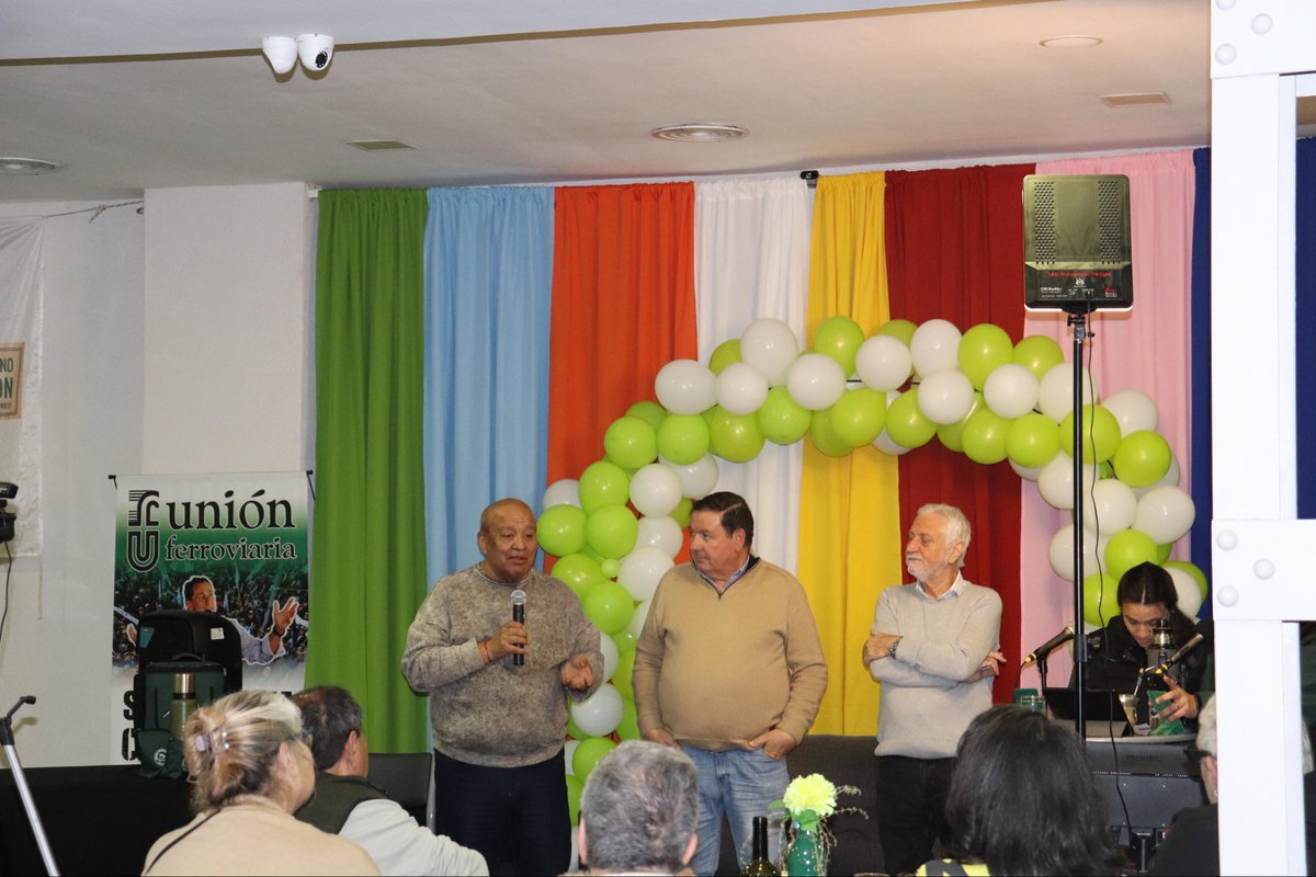 SeccionalLynch's tweet photo. El pasado viernes vivimos una jornada muy especial junto a nuestros compañeros jubilados del Ferrocarril Urquiza. https://t.co/5BJKKDtU1C