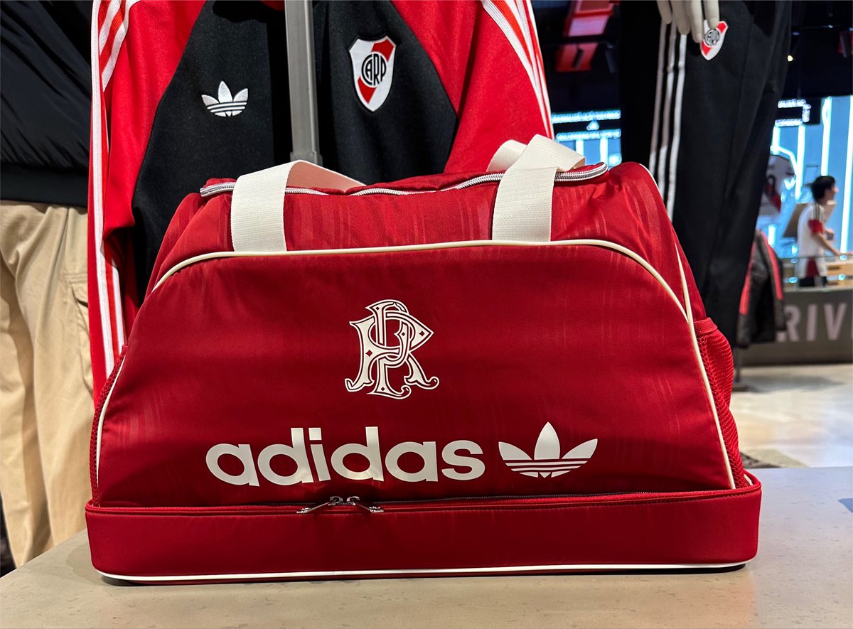 federubi90's tweet photo. No te podés enamorar de un bolso! 

El bolso: https://t.co/4yO7KcnpVQ