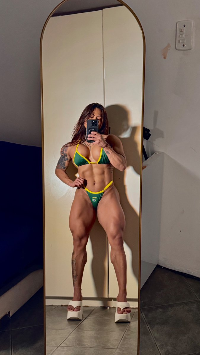 luluandradexo's tweet photo. say HI and check ur DM🔥 https://t.co/X1csYvbLRQ
