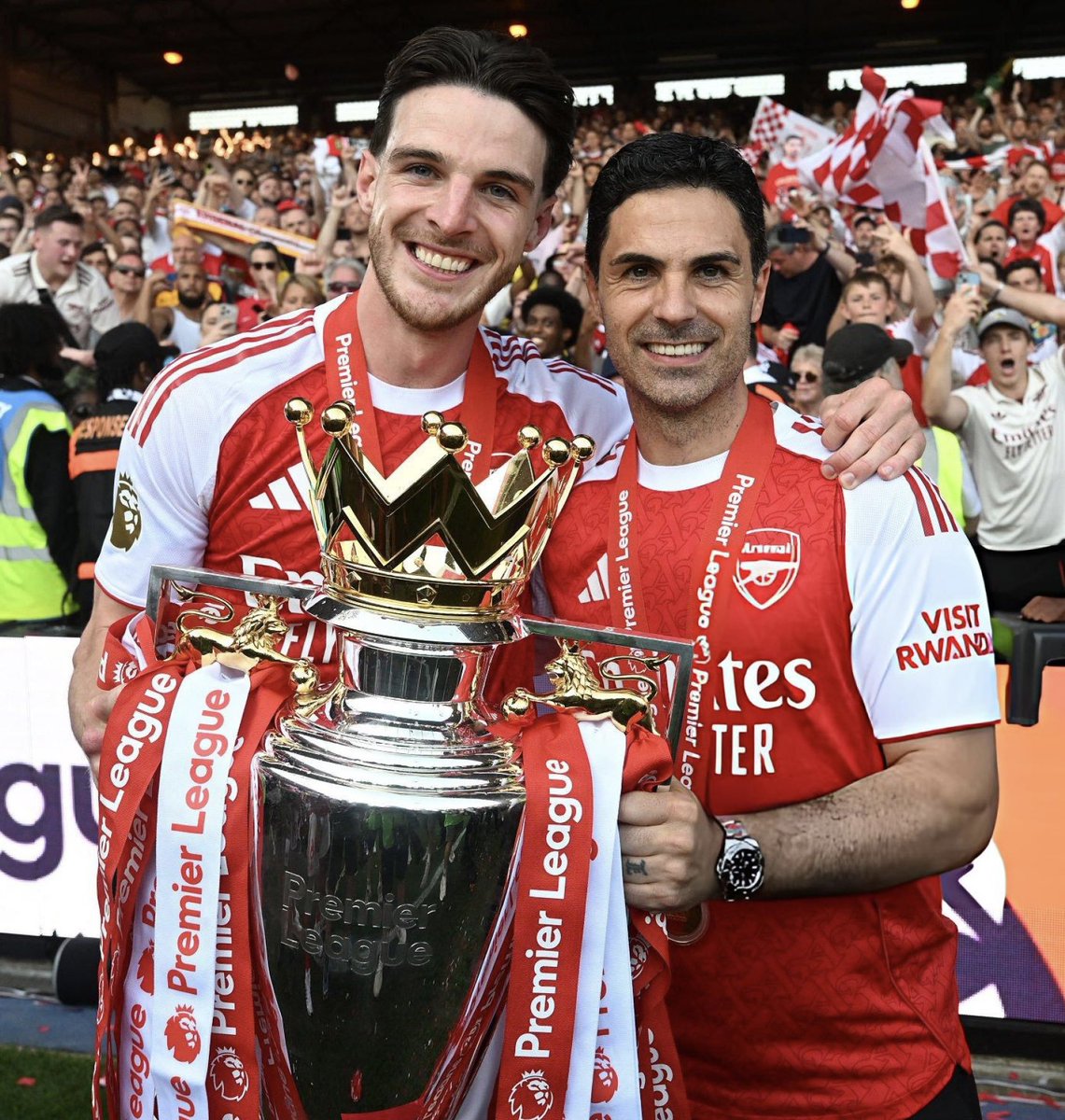 OKnight8387's tweet photo. 🗣️ Arteta: "Declan Rice is already asking when he can play. Kai Havertz, Viktor Gyökeres and Piero Hincapié are all desperate to return. That attitude means more than any programme." ❤️💪

#Arsenal #COYG #MikelArteta https://t.co/CW667cOeuq